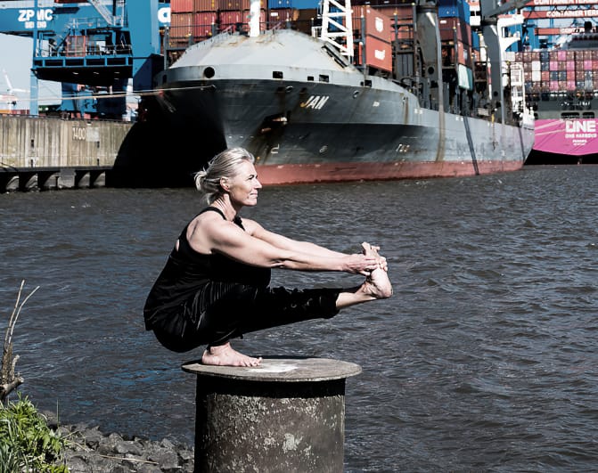 atemmeditation-sonja-im-wasser